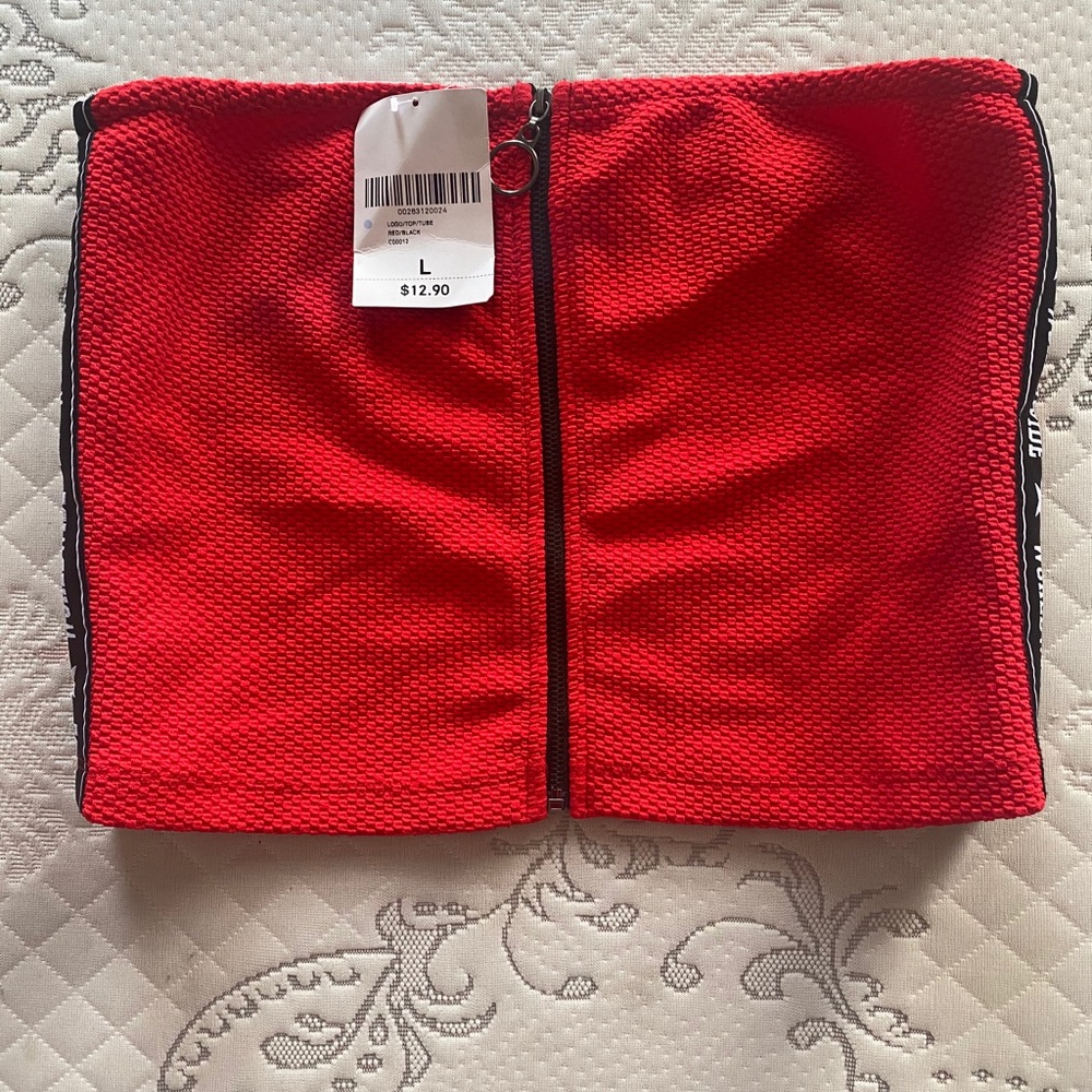 Crop top with zipper